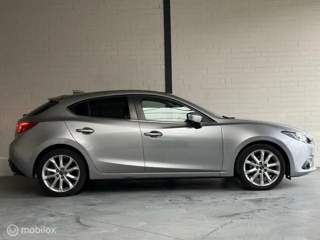 Mazda 3 2.0 GT-M Keyless Bose Xenon Leder 2015 Benzine 9