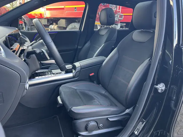 Mercedes-Benz B-Klasse 180 AMG Line 2023 Benzine 15