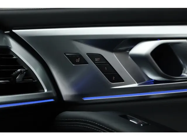 BMW XM PHEV 30 kWh 2023 Hybride Benzine 27