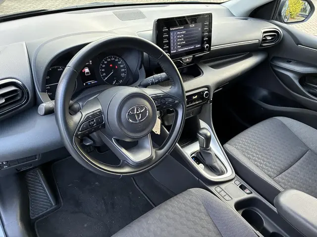 Toyota Yaris 1.5 Hybrid Active 2022 Hybride Benzine 38