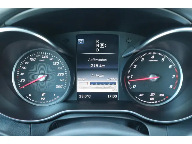 Mercedes-Benz C-Klasse 250 Ambition 2015 Benzine 32