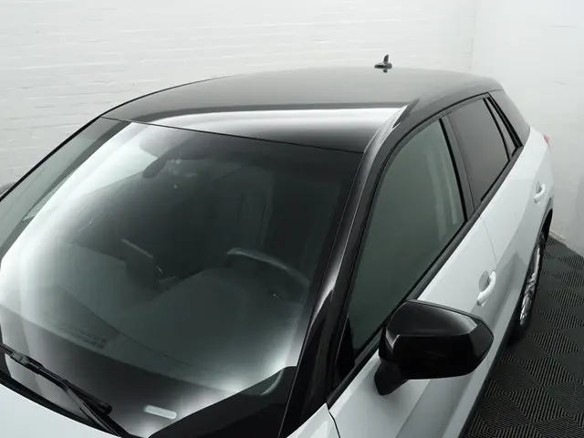 Audi Q2 3