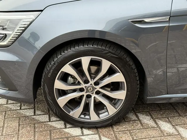 Renault Mégane Estate 1.3 TCe 140 Techno 2023 Benzine 22