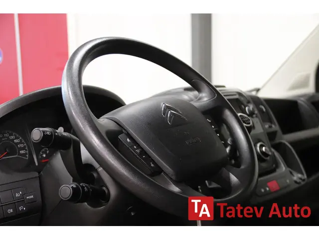 Citroën Jumper 35 2.0 BlueHDi 130 L2H2 2018 Diesel 9