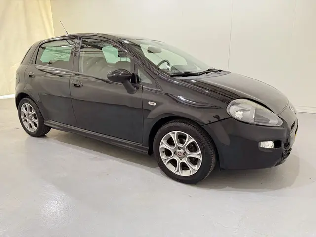 Fiat Punto 0.9 TwinAir Turbo 100 Lounge 2015 Benzine 18