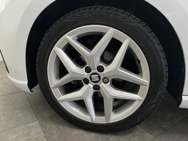 SEAT Ibiza 1.0 TSI FR Business Intense 2020 Benzine 30