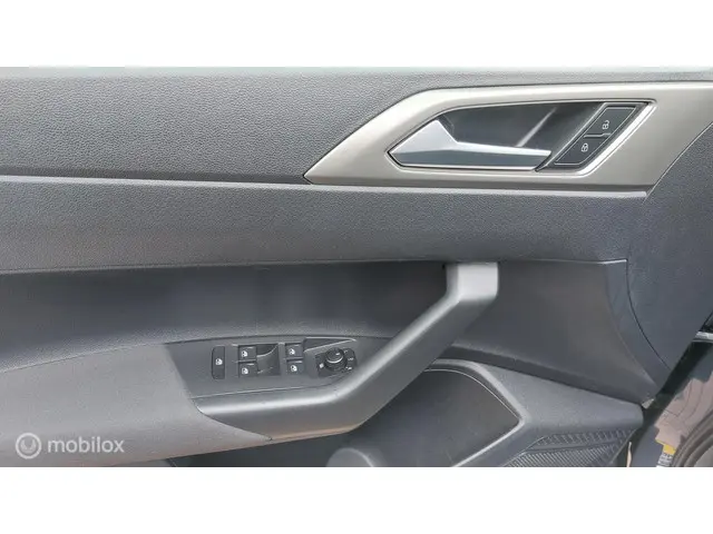 Volkswagen Polo 1.0 MPI Comfortline 2020 Benzine 15