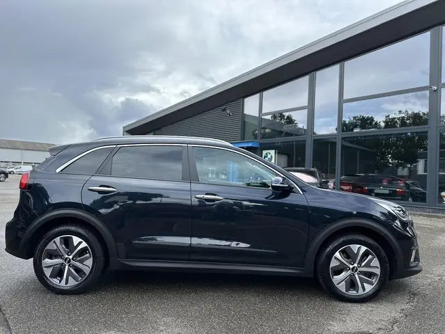 Kia e-Niro DynamicPlusLine 64 kWh 2021 Elektrisch 8
