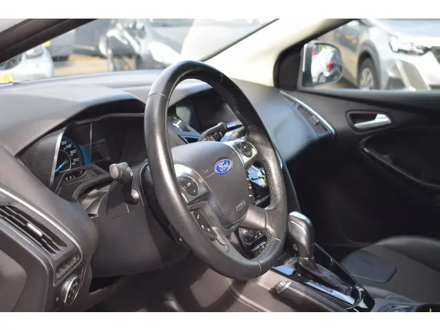 Ford Focus Titanium Electric 2013 Elektrisch 4