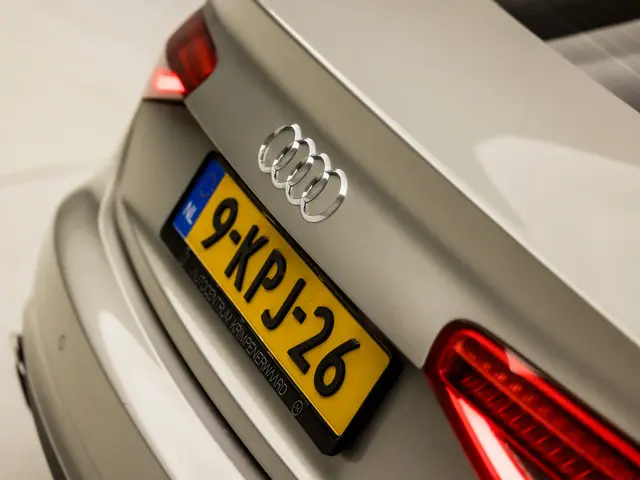Audi A4 Limousine 1.8 TFSI Pro Line 2013 Benzine 26