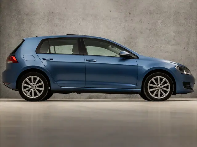 Volkswagen Golf 1.2 TSI R Connected 2015 Benzine 4