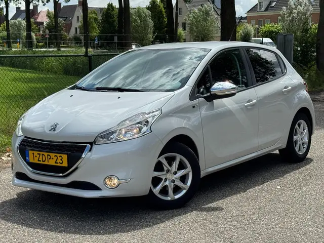 Peugeot 208 1.2 VTi Style /Navi/Airco/5-Deurs/ 2014 Benzine 7