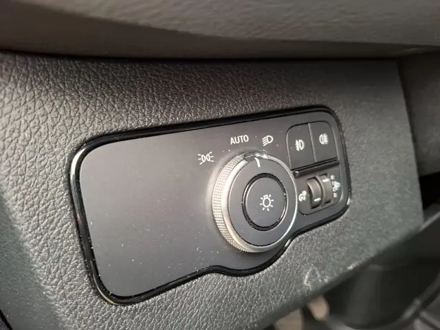 Mercedes-Benz Sprinter 317 1.9 CDI L2H2 RWD 2022 Diesel 15