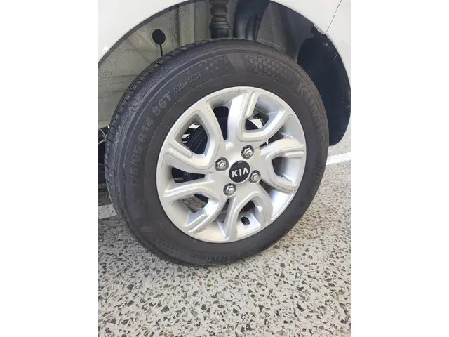 Kia Picanto 1.0 DPi dynamic line 2024 Benzine 4