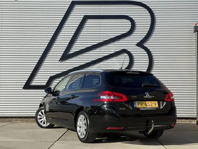 Peugeot 308 SW 1.2 PureTech Blue Lion 2017 Benzine 6