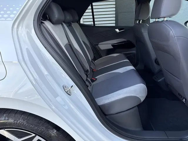 Volkswagen ID.3 First Plus 58 kWh 2020 Elektrisch 34