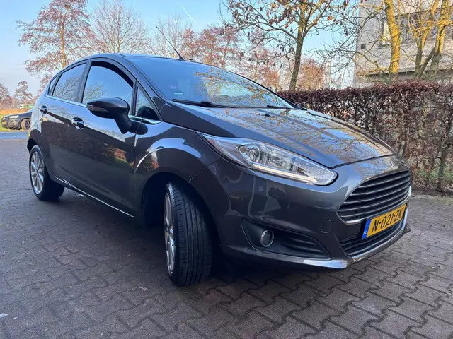 Ford Fiesta 1.0 EcoBoost Titanium 2017 Benzine 4