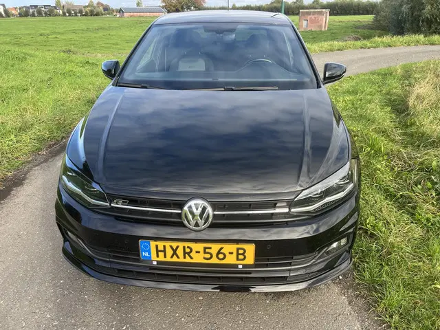 Volkswagen Polo 1.0 TSI R Line 2018 Benzine 17