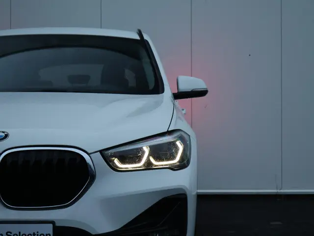 BMW X1 sDrive18i Business Edition Plus 2021 Benzine 5