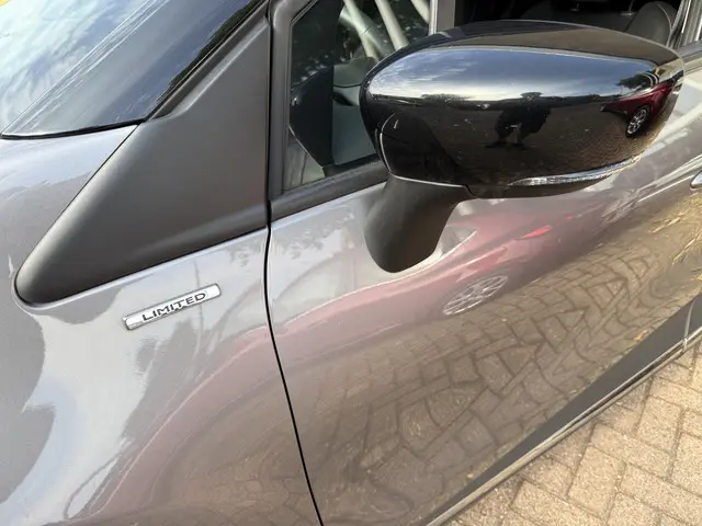 Renault Captur 0.9 TCe Limited 2019 Benzine 18
