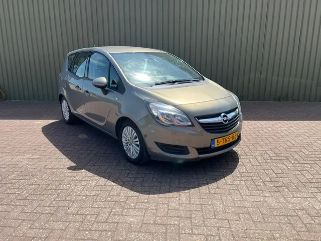 Opel Meriva 2
