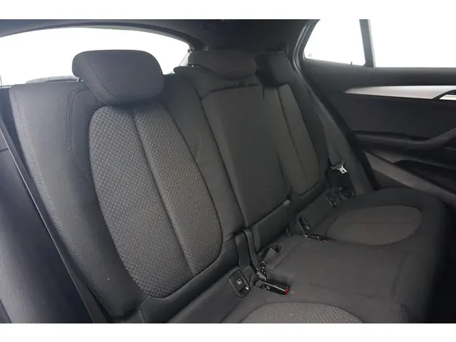 BMW X2 sDrive18i 2019 Benzine 7