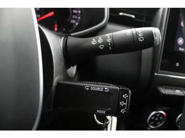 Renault Clio 1.0 TCe Zen 2020 Benzine 32