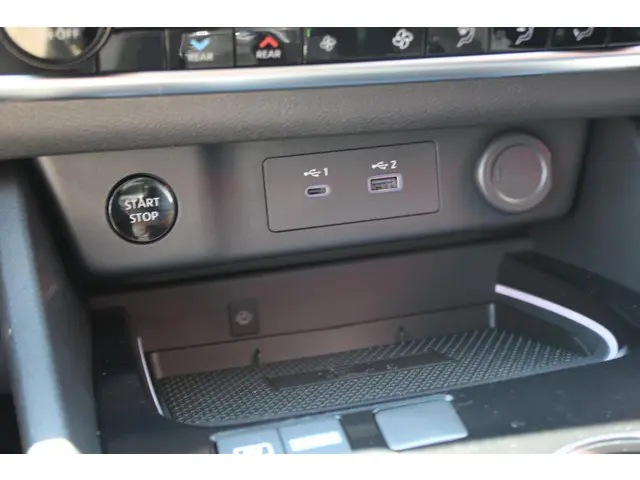 Nissan X-Trail e-Power 2WD N-Trek 2025 Hybride Benzine 23