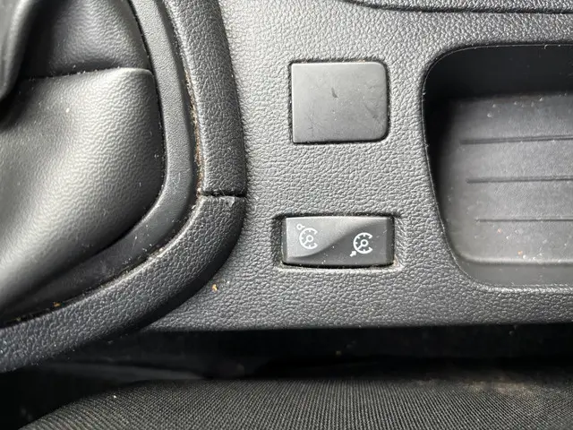 Renault Clio 1.5 dCi Intens 2018 Benzine 9