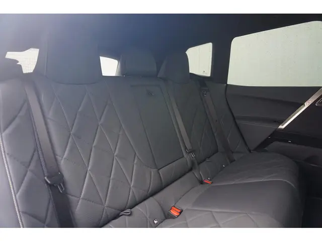 BMW iX xDrive40 2022 Elektrisch 10
