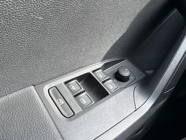 SEAT Ibiza 1.0 EcoTSI Style PDC/ CAPLAY 2022 Benzine 13