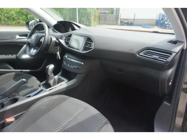 Peugeot 308 SW 1.2 PureTech Active 2016 Benzine 21