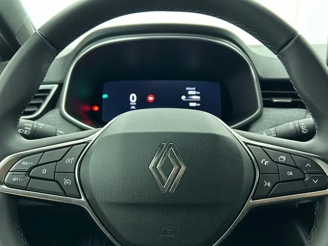 Renault Clio 1.0 TCe 90 GPF techno 2025 Benzine 34