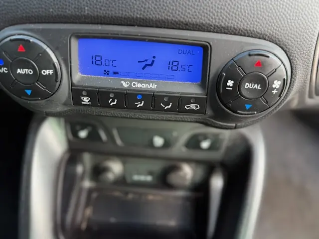 Hyundai ix35 1.6i GDI Go! 2015 Benzine 13