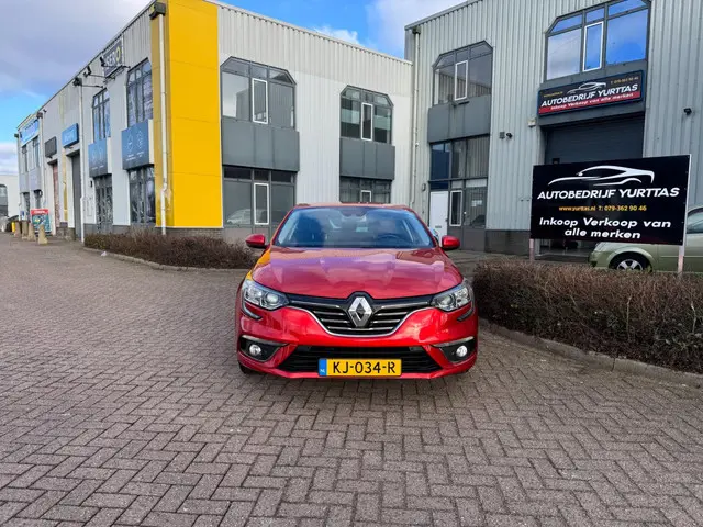 Renault Mégane 1.2 TCe Bose 2016 Benzine 2