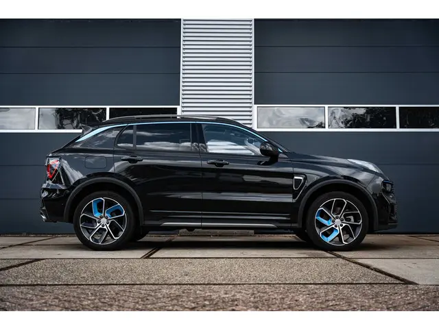 Lynk & Co 01 1.5 2023 Hybride Benzine 7