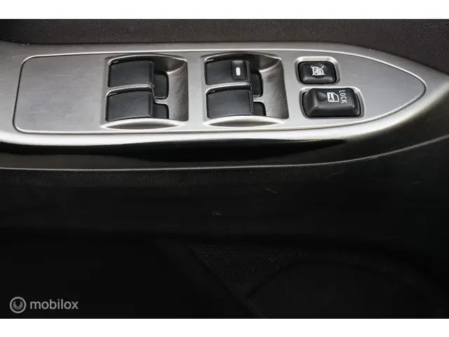 Mitsubishi Pajero 3.2 DI-D Instyle 2013 Diesel 28