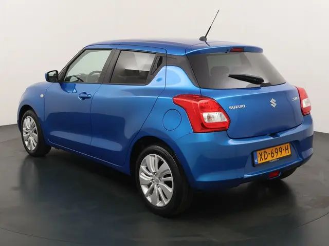 Suzuki Swift 1.2 Select 2018 Benzine 3