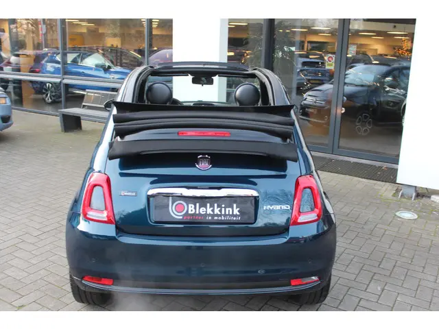 Fiat 500C 1.0 Hybrid Dolcevita 2023 Benzine 12