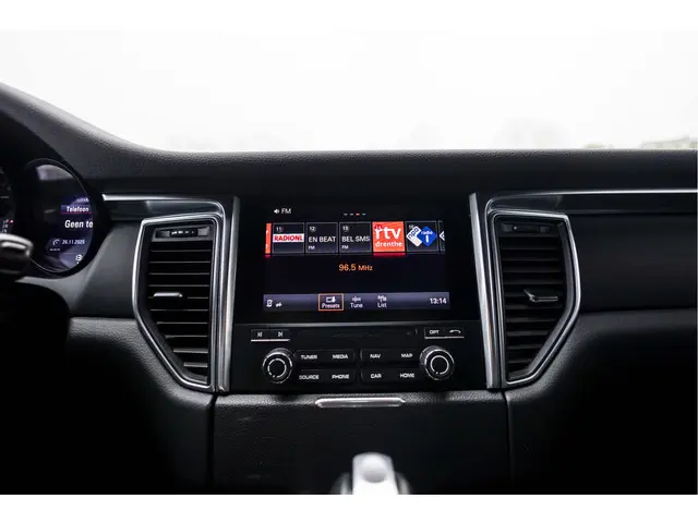 Porsche Macan 2.0 2018 Benzine 27