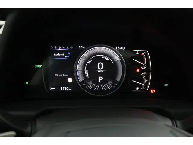 Lexus ES 300h Preference Line 2021 Hybride Benzine 43