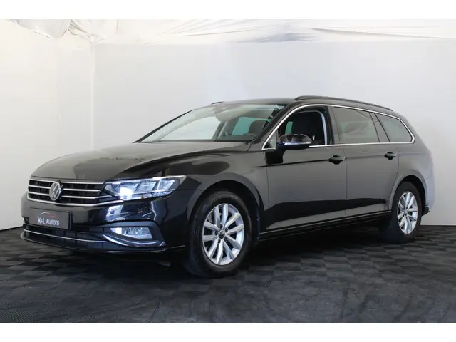 Volkswagen Passat Variant 1.5 TSI Business 2023 Benzine