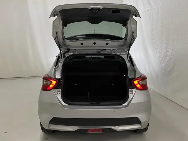 Nissan Micra 1.0 IG-T Tekna 2019 Benzine 33