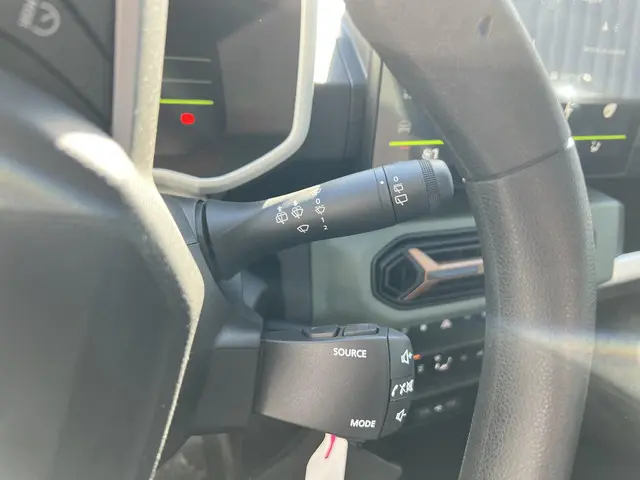 Dacia Spring Extreme 65 27 kWh 2025 Elektrisch 12