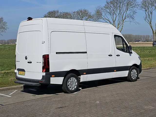 Mercedes-Benz Sprinter 314 2021 Diesel 3