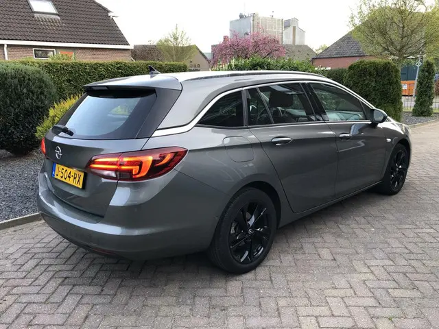 Opel Astra Sports Tourer 1.2 Elegance 2020 2020 Benzine 2