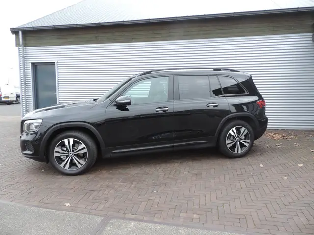 Mercedes-Benz GLB 200 Premium 7p. vol vol 2020 Benzine 6