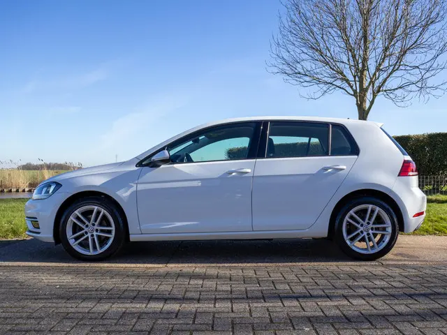 Volkswagen Golf 1.0 TSI Trendline 2019 Benzine 17
