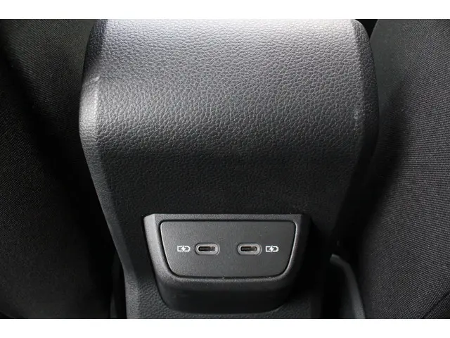 Volkswagen Polo 1.0 TSI R-Line 2024 Benzine 14