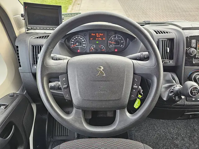 Peugeot Boxer 2.2 2022 Diesel 11